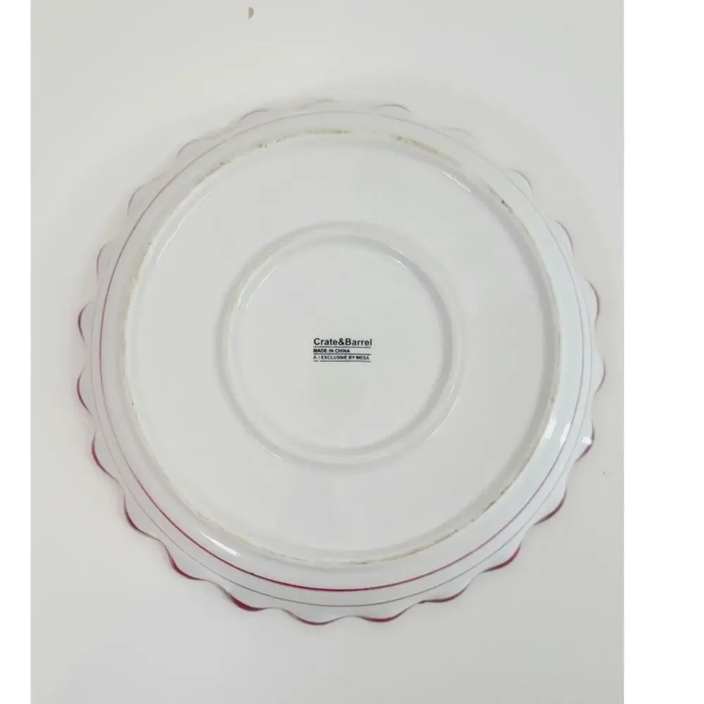 Crate & Barrel Cherry Pie Dish Exclusive Design by Mesa Ruffled 10